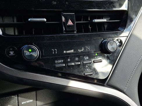 Used 2024 Toyota Camry SE image 15