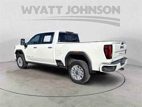 Used 2023 GMC Sierra 2500 Denali w/ Denali Ultimate Package image 3