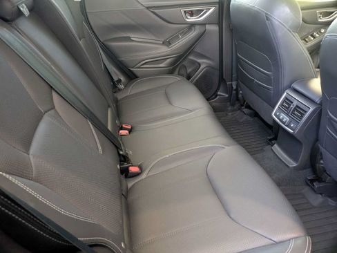 Used 2019 Subaru Forester Touring AWD/4WD image 23