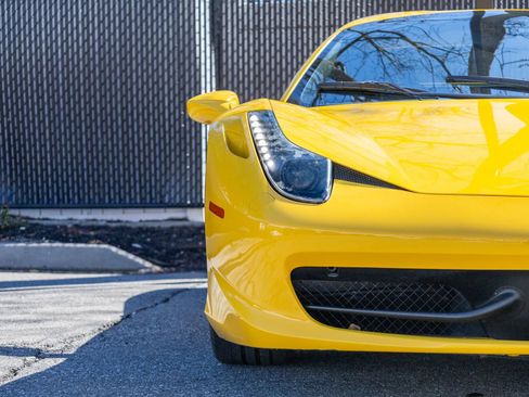 Used 2015 Ferrari 458 Spider Convertible 2D image 8