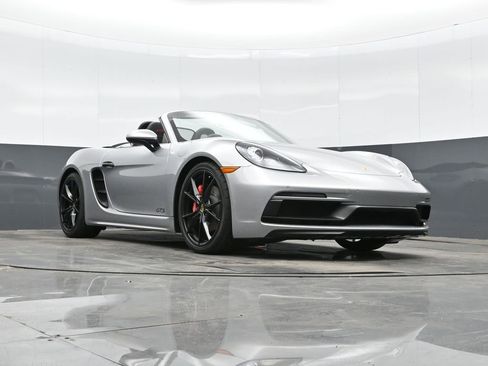 Certified 2019 Porsche 718 Boxster GTS image 40