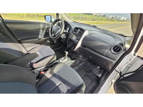 Used 2017 Nissan Versa Note SV image 33