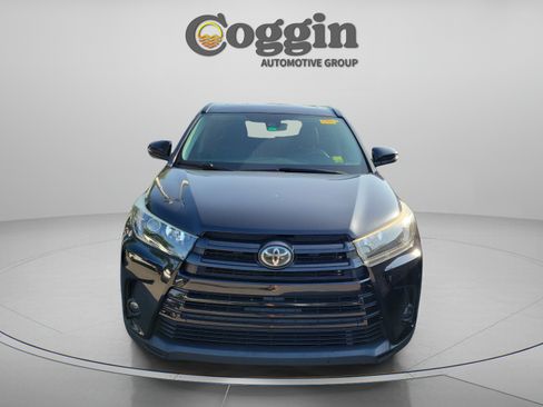 Used 2019 Toyota Highlander SE AWD/4WD image 7