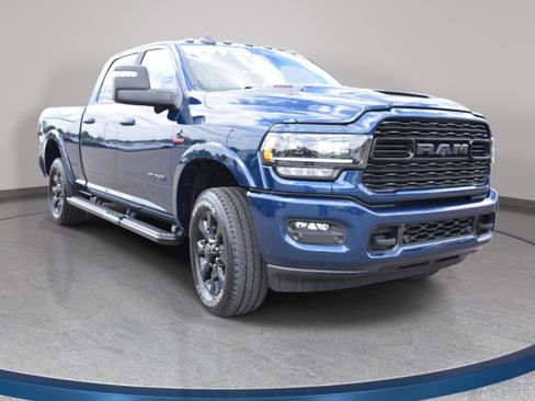 Used 2024 RAM 2500 Limited AWD/4WD image 4