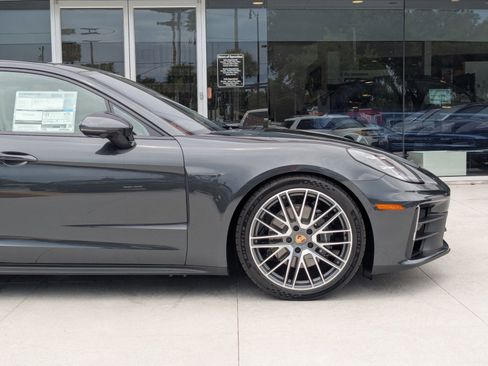 New 2025 Porsche Panamera image 11