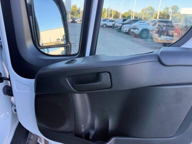 Used 2024 RAM ProMaster 3500 w/ Convenience Group FWD image 18