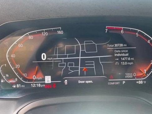 Used 2022 BMW 330i Sedan w/ M Sport Package RWD image 21
