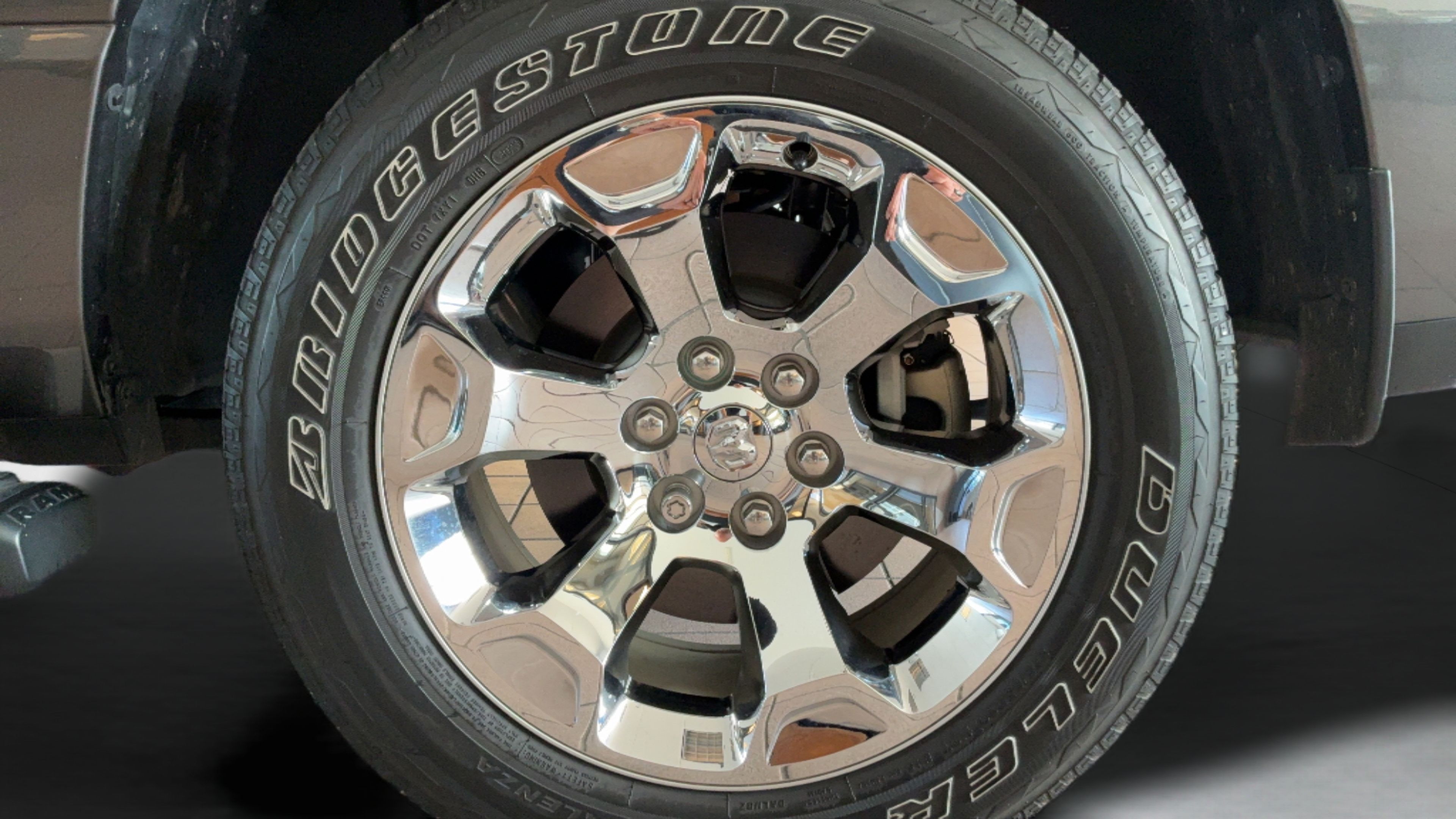 Used 2024 RAM 1500 Big Horn AWD/4WD image 43