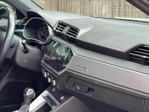 Used 2020 Audi Q3 2.0T Premium Plus image 26