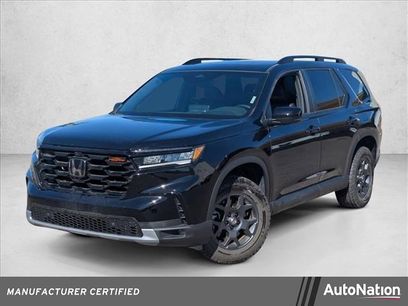 Used 2025 Honda Pilot TrailSport