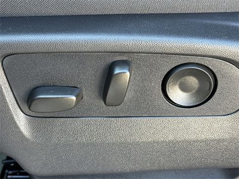 Used 2026 Chevrolet Silverado 1500 Custom image 21