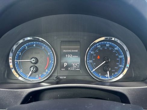 Used 2017 Toyota Corolla LE image 15