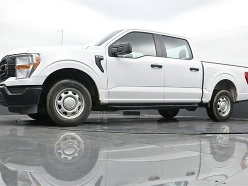 Used 2022 Ford F150 XL w/ Trailer Tow Package image 12