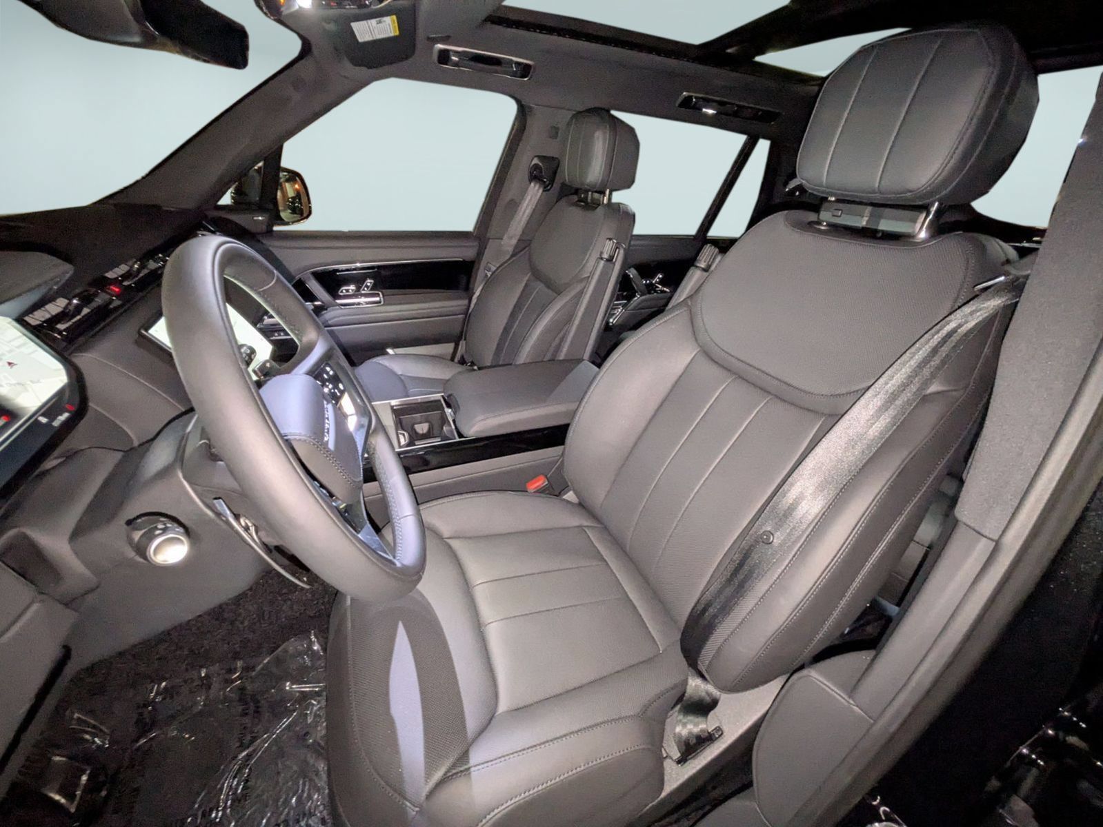 New 2026 Land Rover Range Rover Long Wheelbase SE AWD/4WD image 15