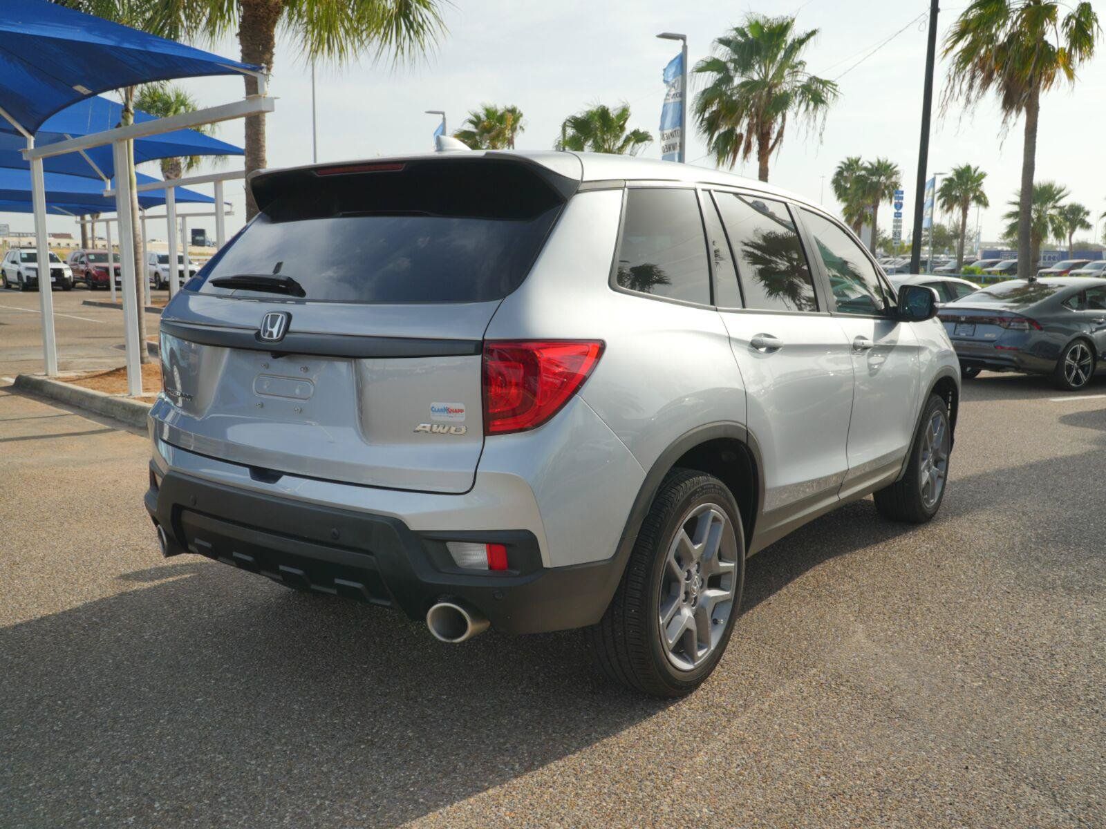 Used 2023 Honda Passport EX-L image 10