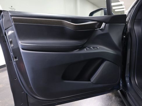 Used 2016 Tesla Model X 90D AWD/4WD image 21