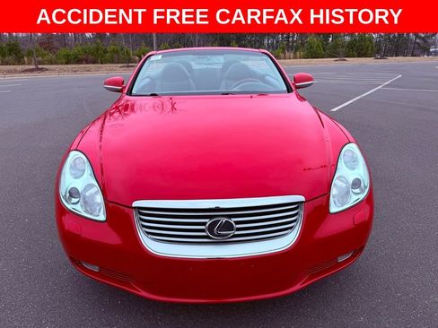 Used 2005 Lexus SC 430 Convertible image 2