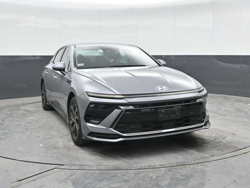 Used 2024 Hyundai Sonata SEL FWD image 6