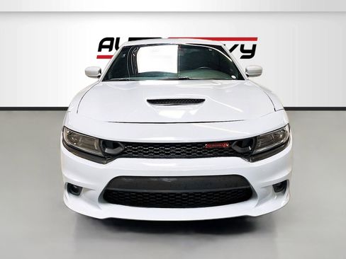 Used 2022 Dodge Charger Scat Pack RWD image 2