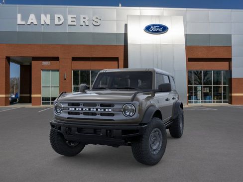 New 2025 Ford Bronco Big Bend w/ Black Diamond Package image 2