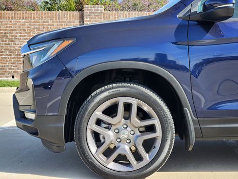 Certified 2023 Honda Passport EX-L image 10