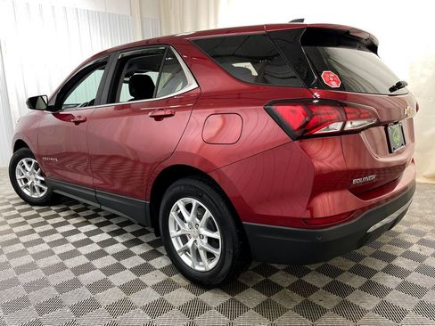 Used 2024 Chevrolet Equinox LT FWD image 46