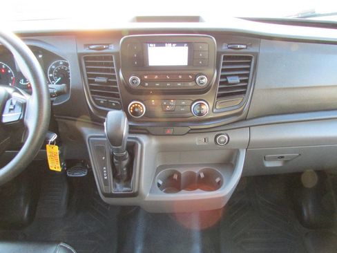 Used 2022 Ford Transit 250 Medium Roof image 19