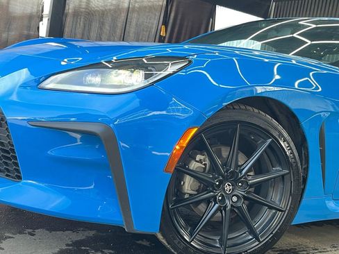 Used 2022 Toyota GR86 Premium image 29