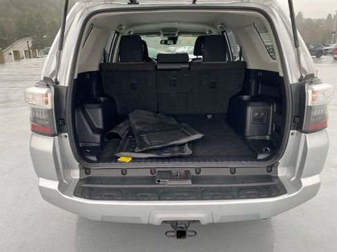 Used 2021 Toyota 4Runner SR5 image 10