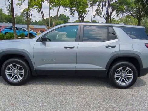 Used 2026 GMC Terrain Elevation image 4