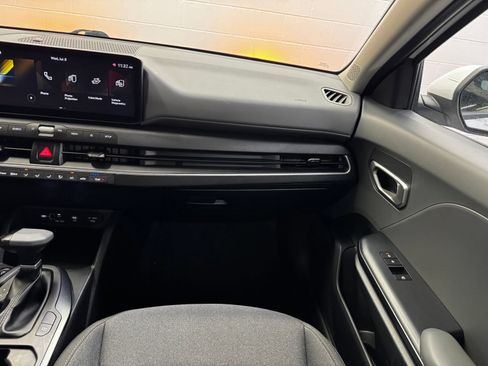 Used 2025 Kia K4 FWD image 15