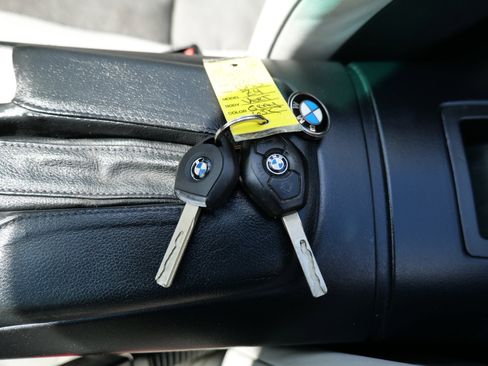 Used 2004 BMW Z4 2.5i image 27