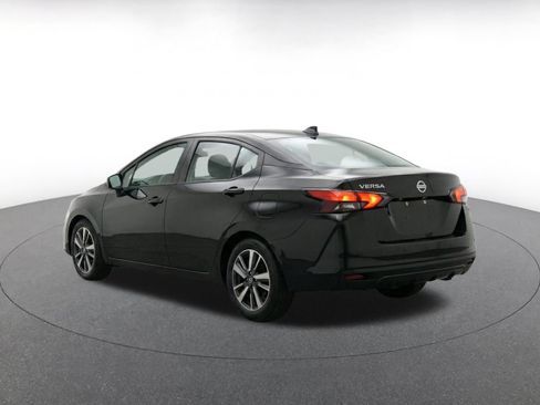 Used 2025 Nissan Versa SV FWD image 7