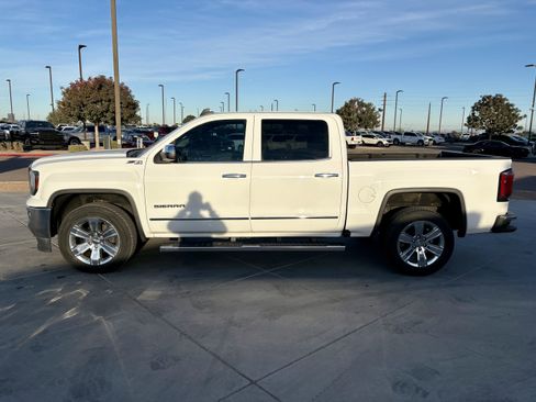 Used 2018 GMC Sierra 1500 SLT image 2