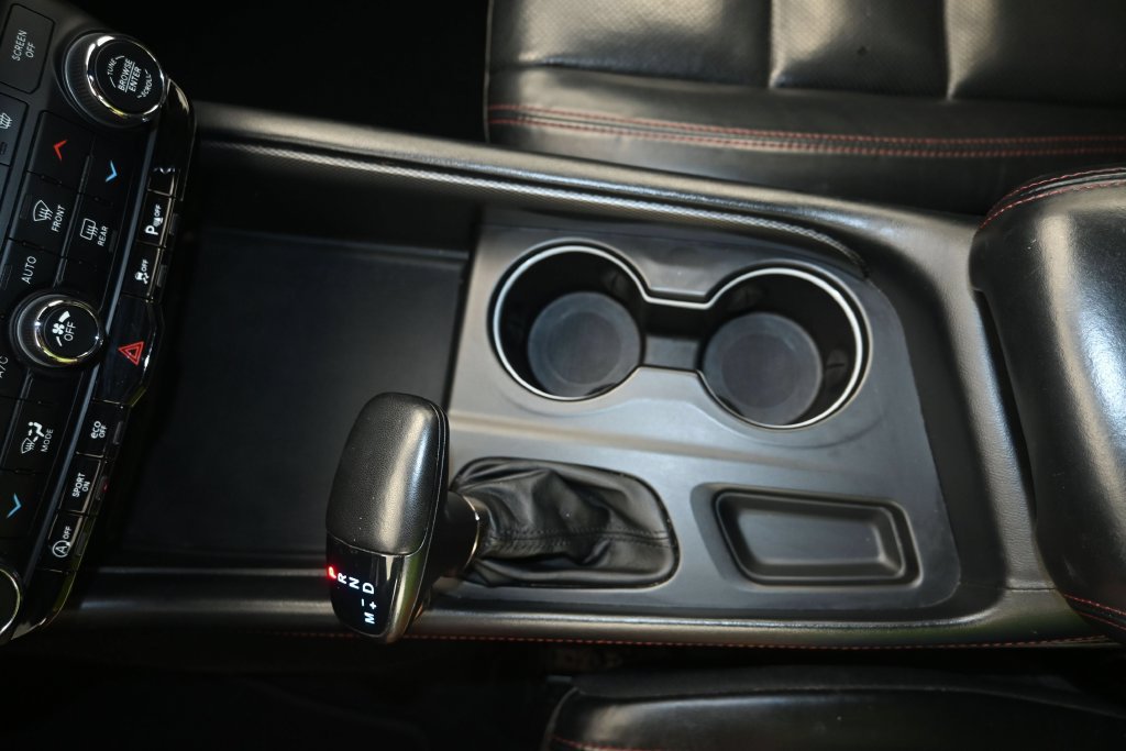 Used 2024 Dodge Durango GT RWD image 19