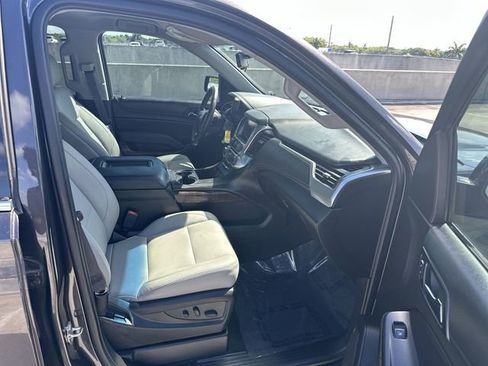 Used 2017 Chevrolet Suburban LS w/ All-Season Package image 29