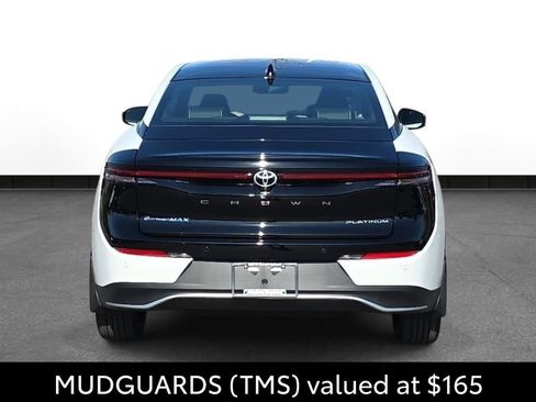 Used 2026 Toyota Crown Platinum image 7