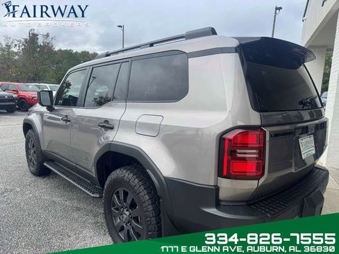 Used 2025 Toyota Land Cruiser image 8