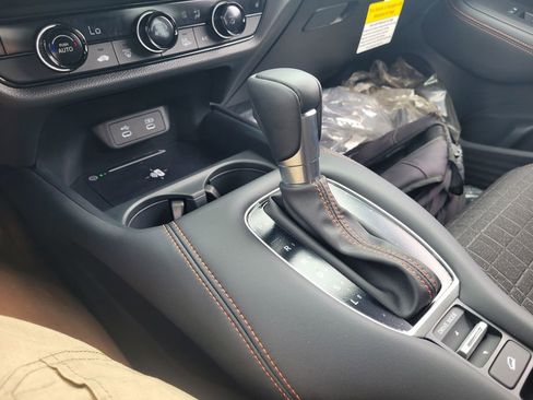 Certified 2026 Honda HR-V Sport image 25