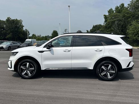 Used 2022 Kia Sorento EX w/ Panoramic Sunroof Package FWD image 24