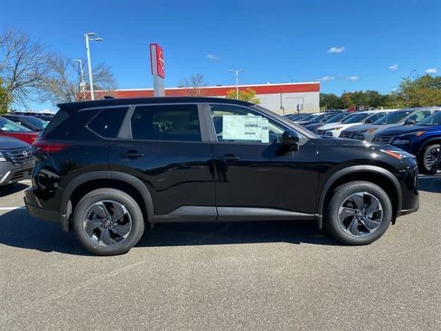 New 2026 Nissan Rogue SV image 8