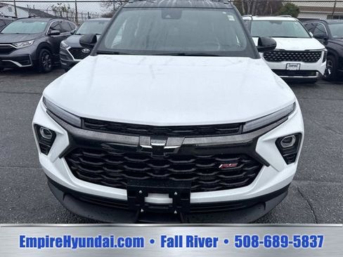 Used 2024 Chevrolet TrailBlazer RS w/ Driver Confidence Package AWD/4WD image 11