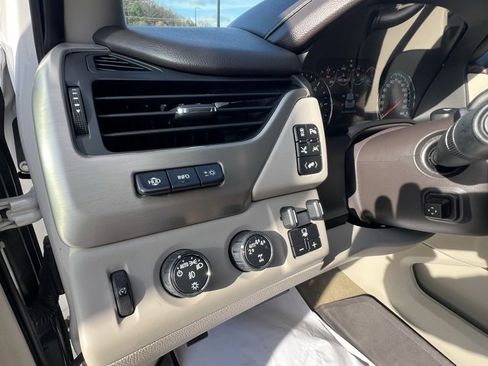 Used 2018 GMC Yukon Denali w/ Denali Ultimate Package image 13