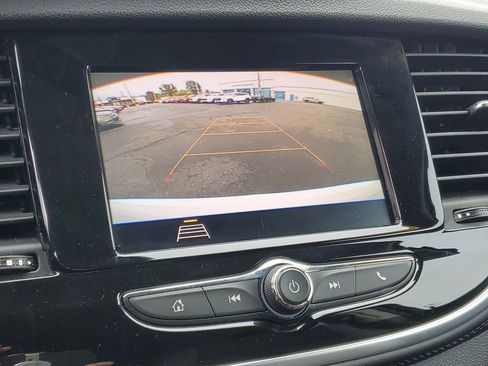 Used 2022 Buick Encore Preferred w/ Safety Package image 19