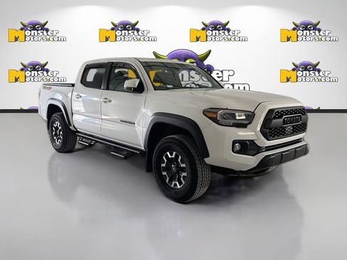 Used 2023 Toyota Tacoma TRD Off-Road w/ Technology Package image 3