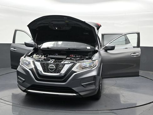 Used 2020 Nissan Rogue S w/ Special Edition Package FWD image 38