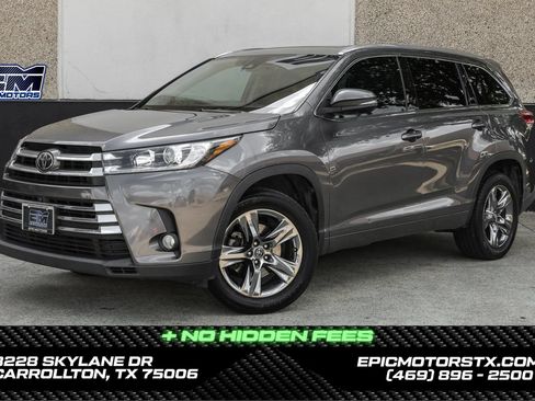 Used 2017 Toyota Highlander Limited Platinum FWD image 1