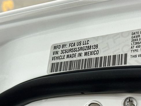 New 2024 RAM 2500 Limited image 21