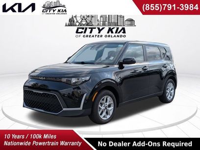 Certified 2025 Kia Soul LX w/ LX Technology Package