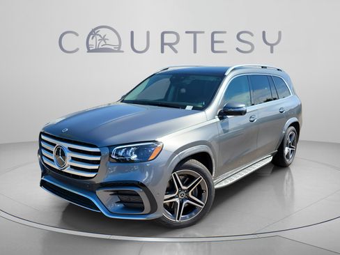 Certified 2026 Mercedes-Benz GLS 450 4MATIC image 1